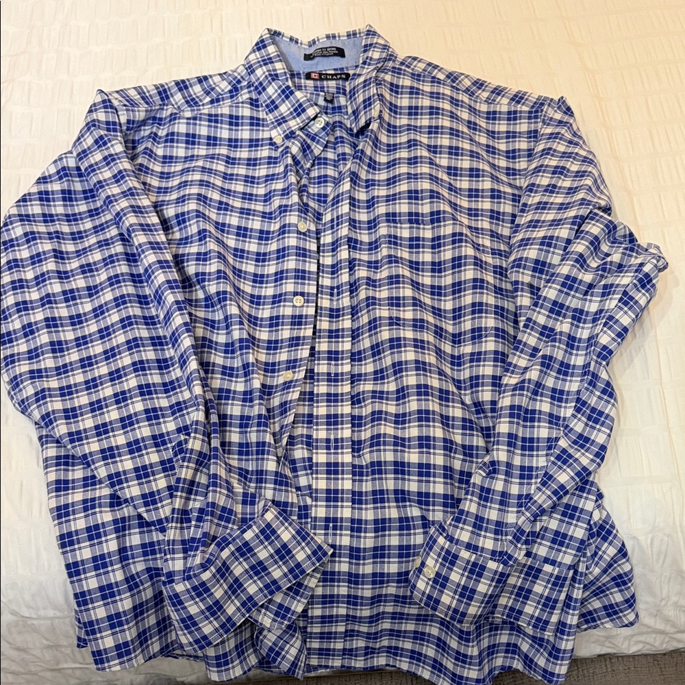 Chaps Men's Blue and White Plaid Button-Down Shirt